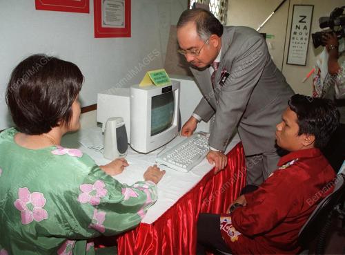 Najib computer