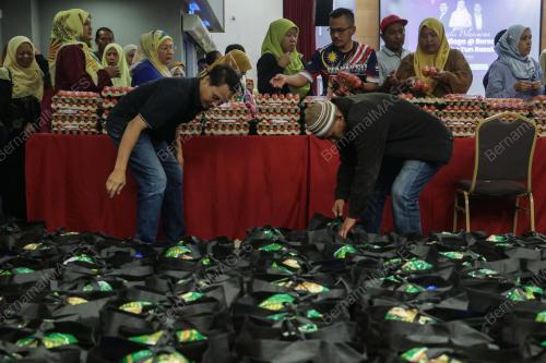 DATIN SERI DR WAN AZIZAG WAN ISMAIL