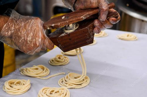 MURUKKU SELERA SNACKS