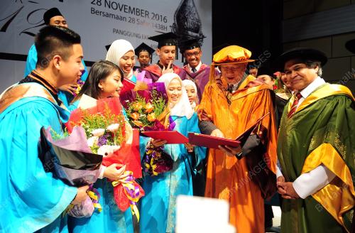 KL13_28112016_ASWARA