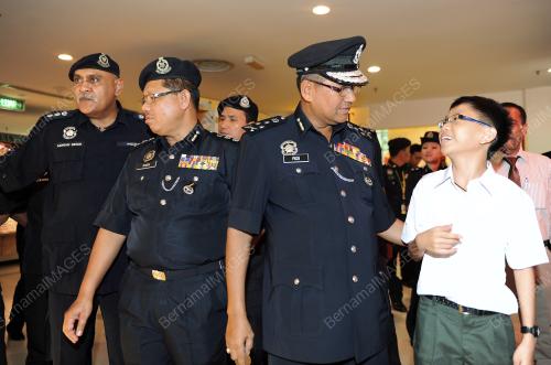 KL13_28122012_POLIS