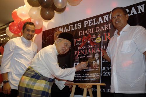 KL13_29032019_BUKU_BN201903284764
