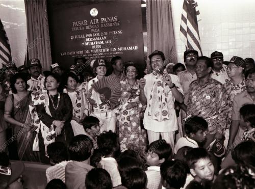 DATUK SERI DR. MAHATHIR BIN MOHAMAD
