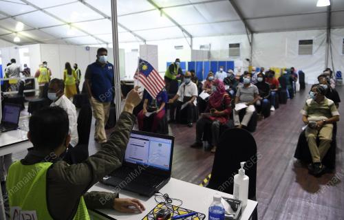 KIBARKAN JALUR GEMILANG DI SELURUH NEGARA
