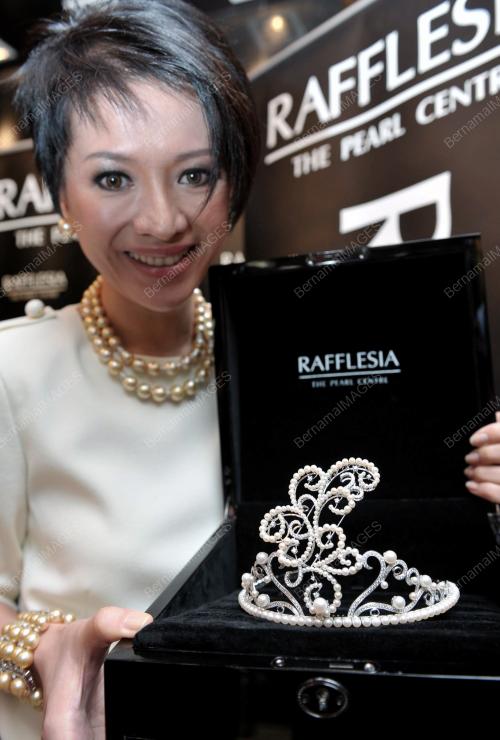 KL13_29112012_RAFFLESIA