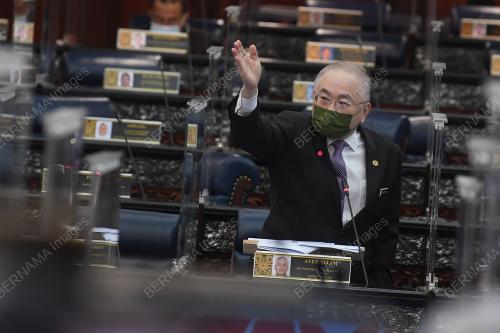 DATUK SERI DR WEE KA SIONG