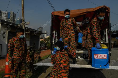 OPERASI PEMBERSIHAN DISINFEKSI MASJID INDIA