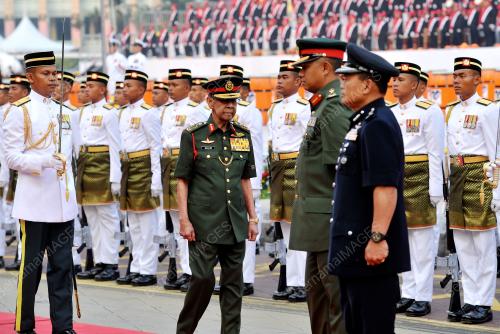 KL13_31082015_AGONG