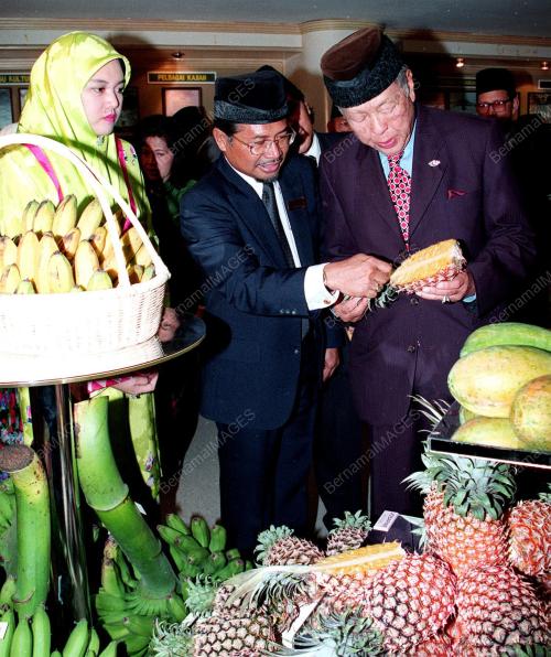 KL14-18_07_2000_AGONG_MARDI_11012016