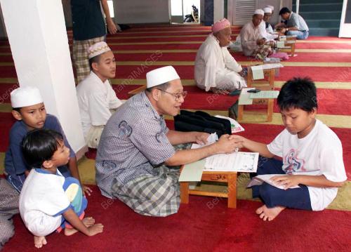 KL14-26_12_2000_ZAKAT-BUDAK_15012016