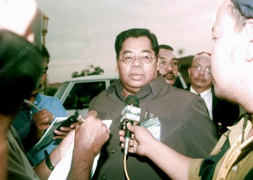KL14-27_09_2000P_C_RAHMAN_MANAN_13012016