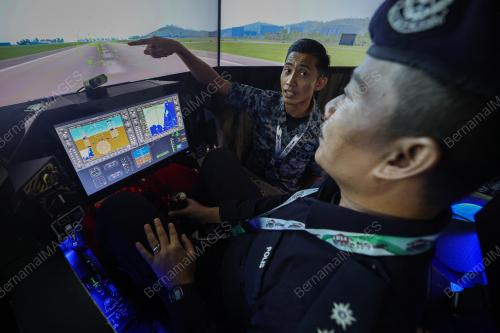 SIMULATOR JET PEJUANG