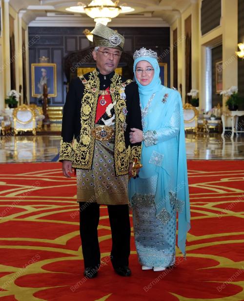 AL-SULTAN ABDULLAH RI'AYATUDDIN AL-MUSTAFA BILLAH SHAH
