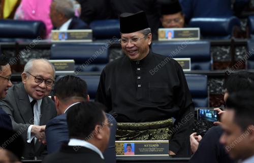 KL142_16072018_PARLIMEN
