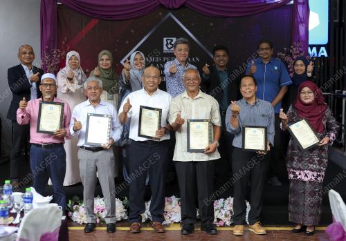 DATUK SERI WONG CHUN WAI