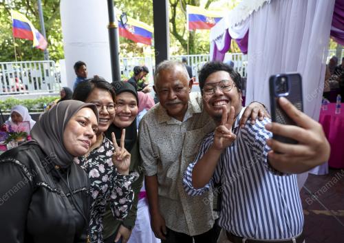 DATUK SERI WONG CHUN WAI
