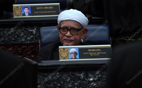 KL145_16072018_PARLIMEN