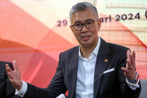 DATUK SERI TENGKU ZAFRUL ABDUL AZIZ