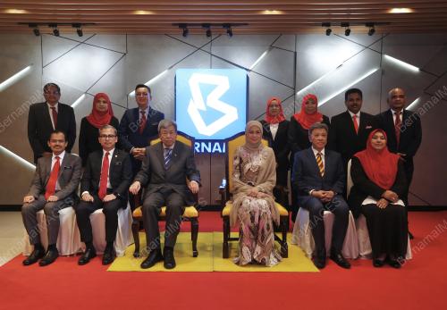 SULTAN SHARAFUDDIN IDRIS SHAH