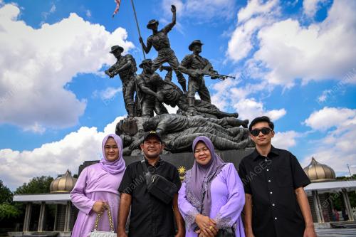 TUGU NEGARA CUTI UMUM