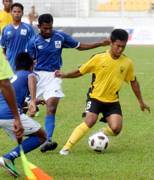 KL14_01022011_BOLA