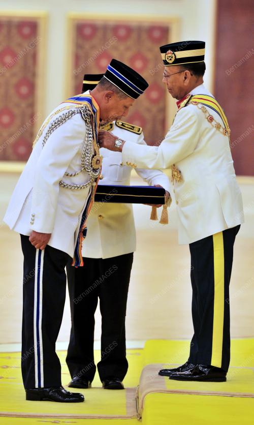 KL14_01022013_AGONG_PINGAT