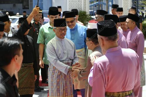 KL14_01022019_AGONG_BN201901319700