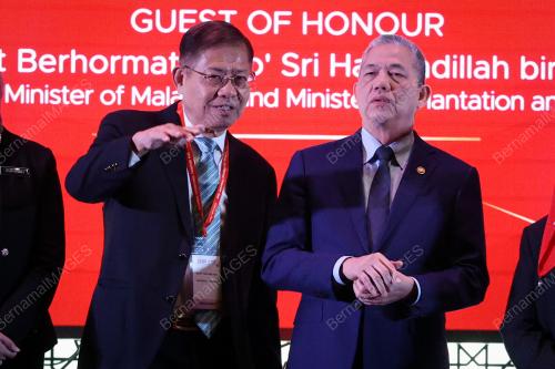 DATUK SERI FADILLAH YUSOF