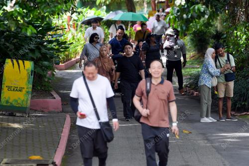 TINJAUAN CUTI UMUM HARI RAYA AIDILFITRI