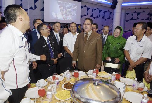KL14_01082016_AIDILFITRI