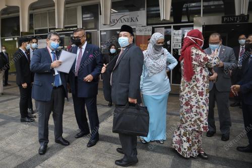 PERSIDANGAN PARLIMEN PENGGAL KETIGA 