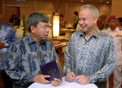 KL14_02052015_PELANCARAN_BUKU