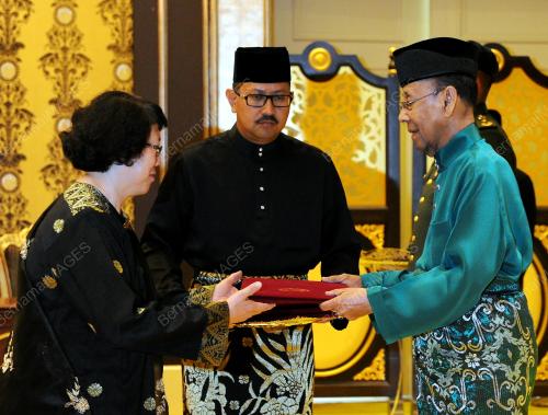 KL14_02092014_AGONG