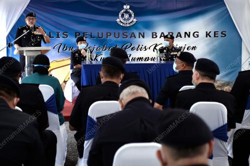 DATUK SERI MAZLAN LAZIM