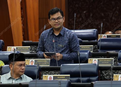 AKMAL NASRULLAH MOHD NASIR