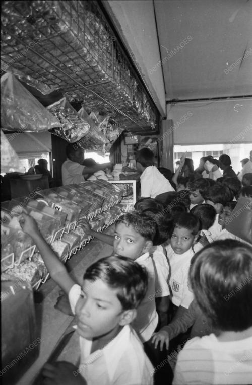 SEKOLAH