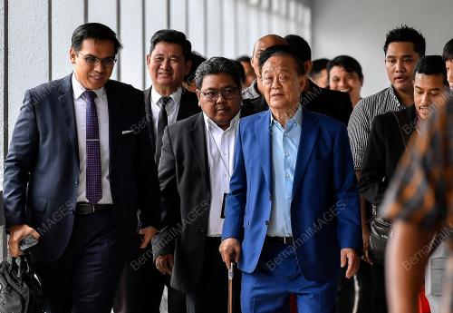 TAN SRI ROBERT TAN HUA CHOON