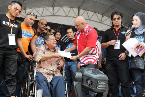 KL14_04032012_BNYOUTH