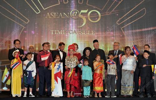 KL14_04082017_PM_ASEAN