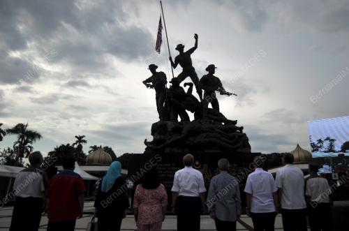 KL14_04092016_PM_TUGU_NEGARA
