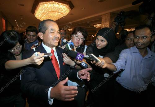 KL14_05012011_KHIDMAT_BAKTI