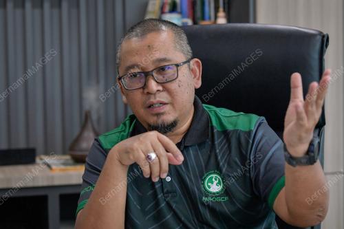 HAIRULAZIM MAHMUD
