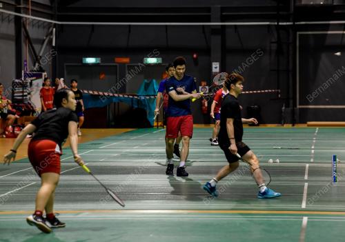 LATIHAN_BADMINTON