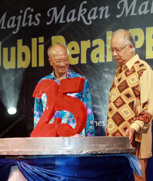 MOHD NAJIB TUN RAZAK