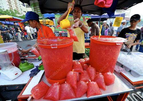 KL14_07062016_BAZAR