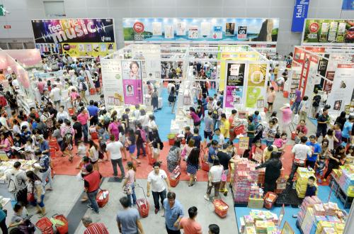 KL14_07072016_BOOKFEST