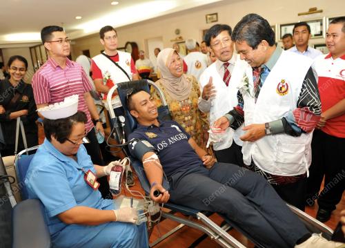 KL14_07112015_DERMA_DARAH