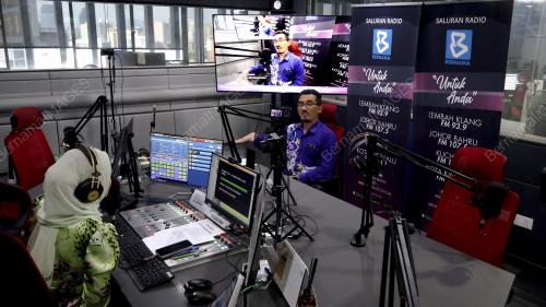 DR MOHD HISHAM MOHD ANIP