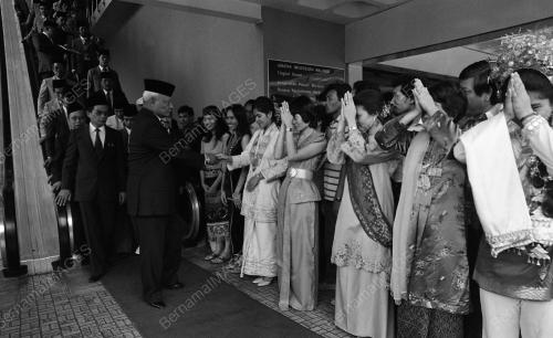 KL14_08012015_AGONG_IMIGRESEN