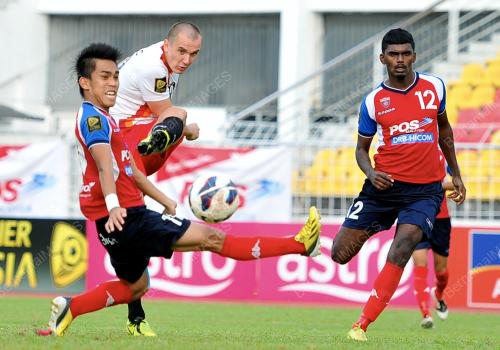 KL14_08032013_BOLA_SEPAK
